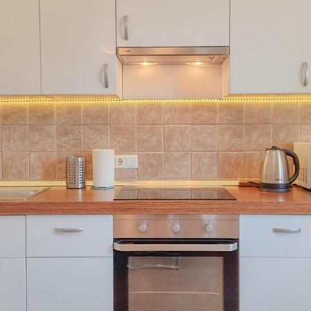 Lea Apartment Novigrad  Bagian luar foto